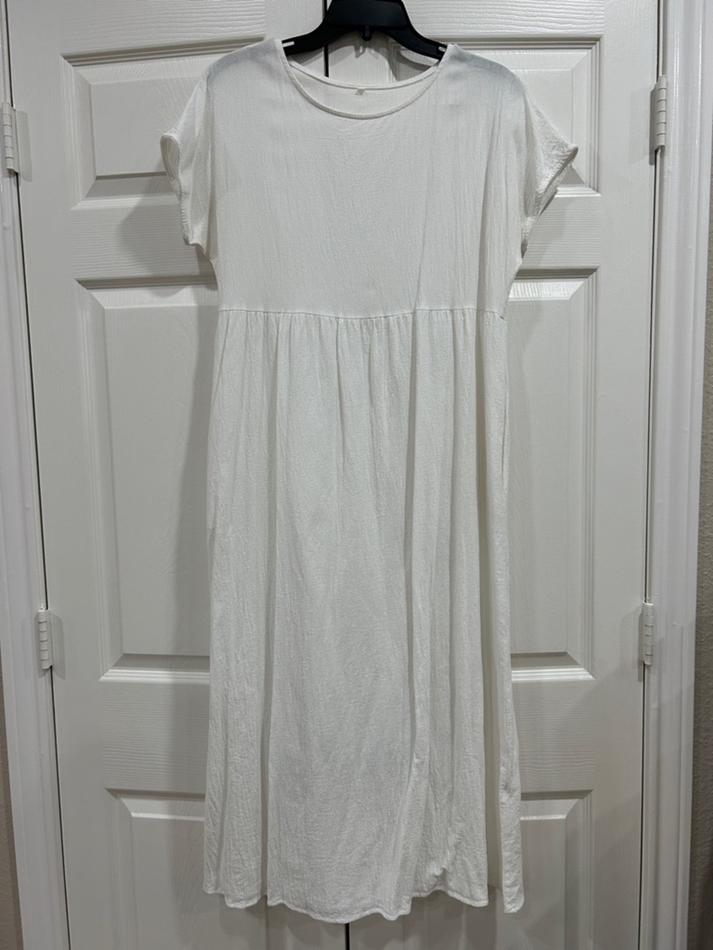 Ladies White Maxi with Pockets